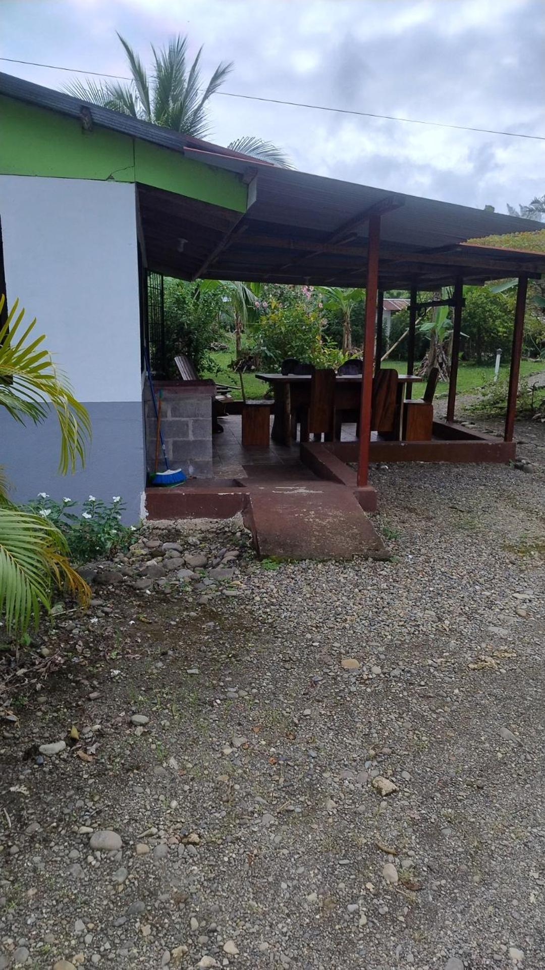 Cabinas Los Tucanes Cahuita Ngoại thất bức ảnh