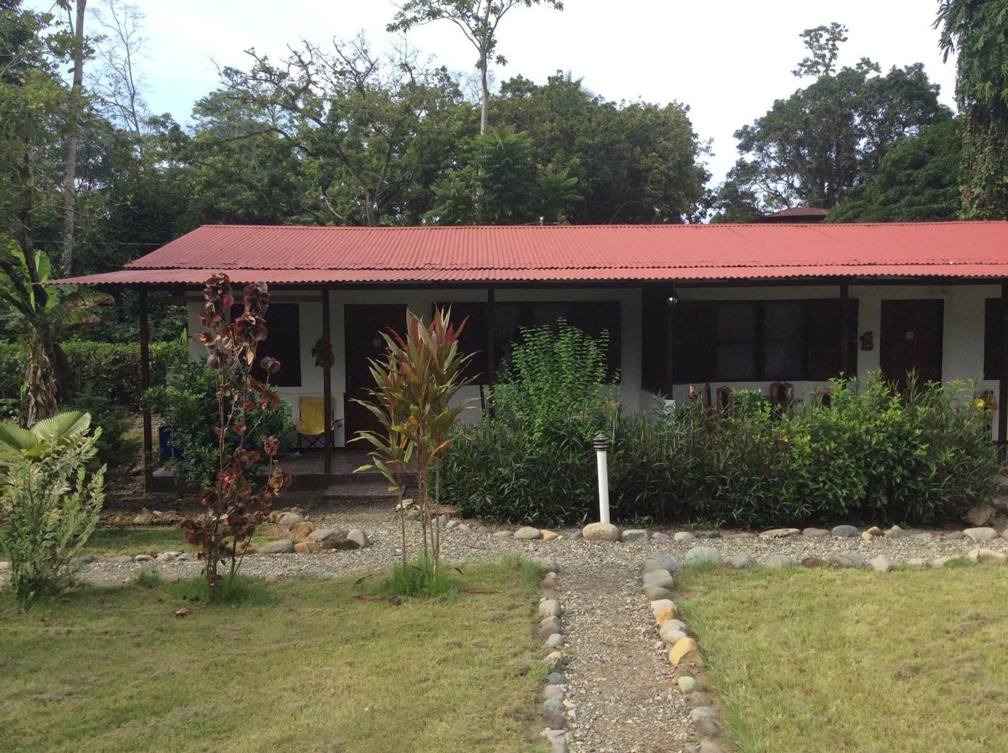Cabinas Los Tucanes Cahuita Ngoại thất bức ảnh