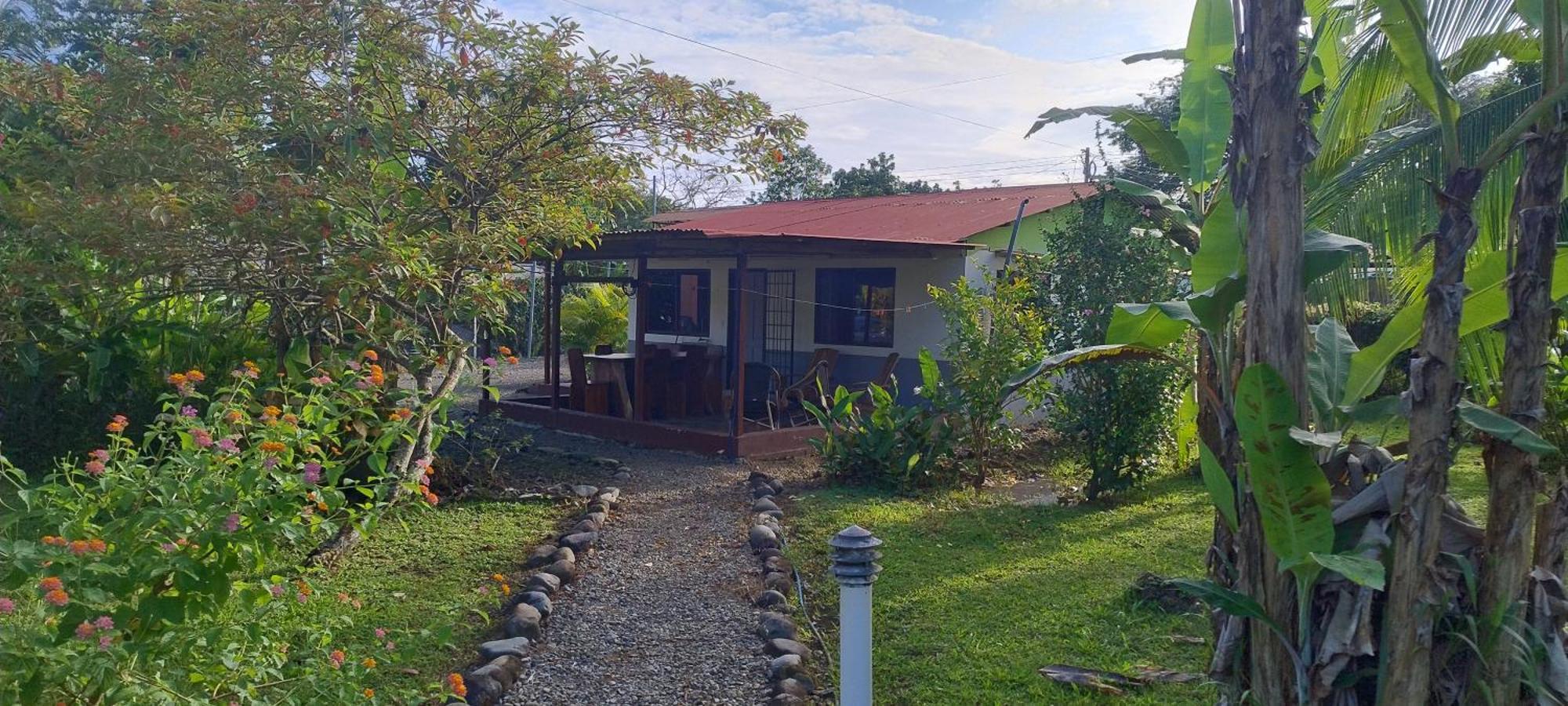 Cabinas Los Tucanes Cahuita Ngoại thất bức ảnh